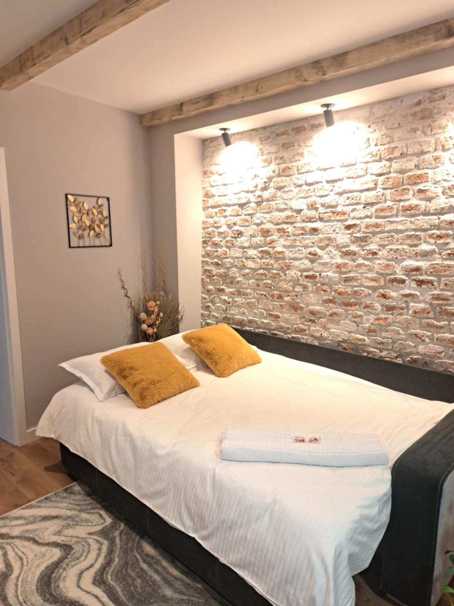 Casa Ileana Centrul Vechi Brasov Apartment ภายนอก รูปภาพ